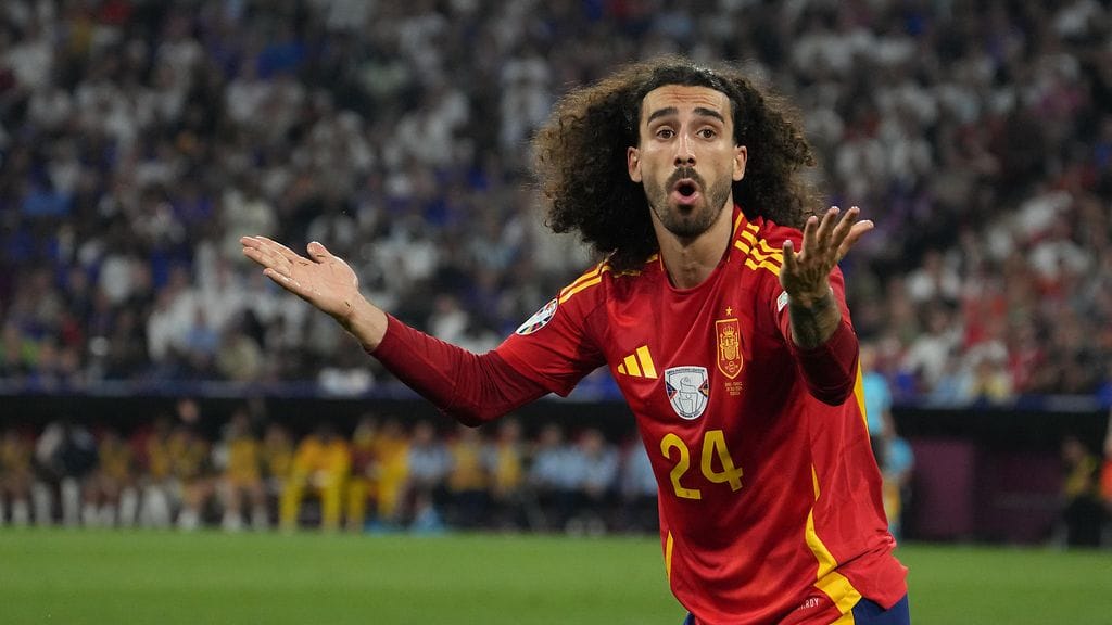 Marc Cucurella on saanut osakseen buuausta EM-turnauksessa.