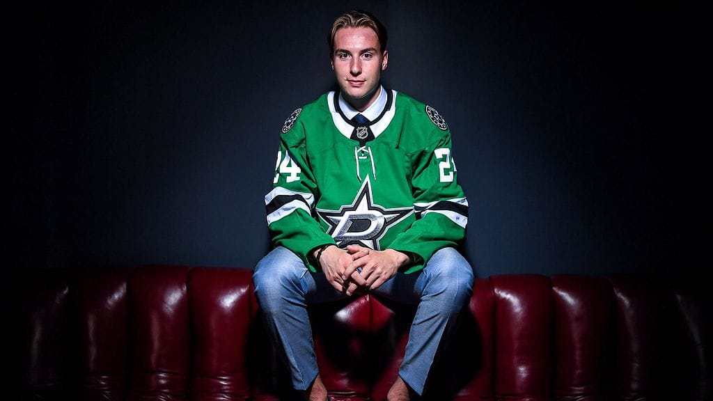 Emil Hemming teki tulokassopimuksen Dallas Starsin kanssa.