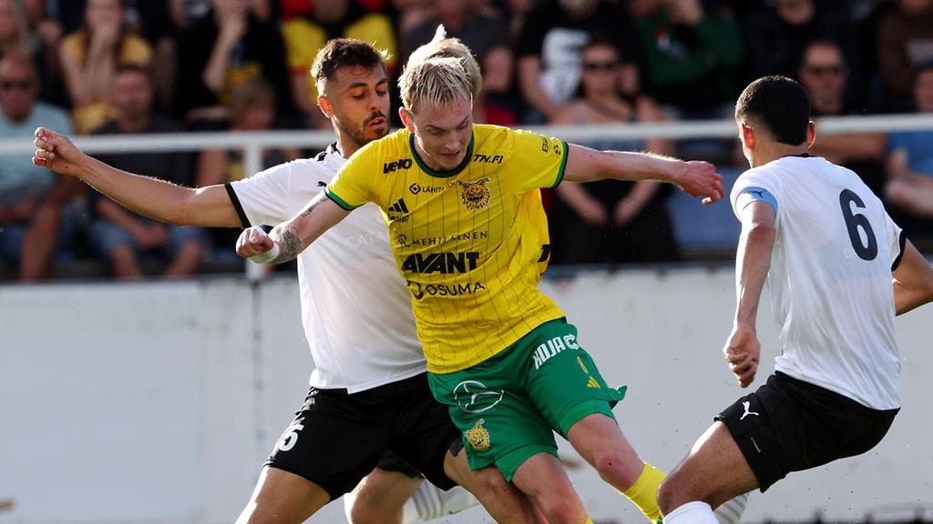 Pirkanmaan derby ei jättänyt kylmäksi.