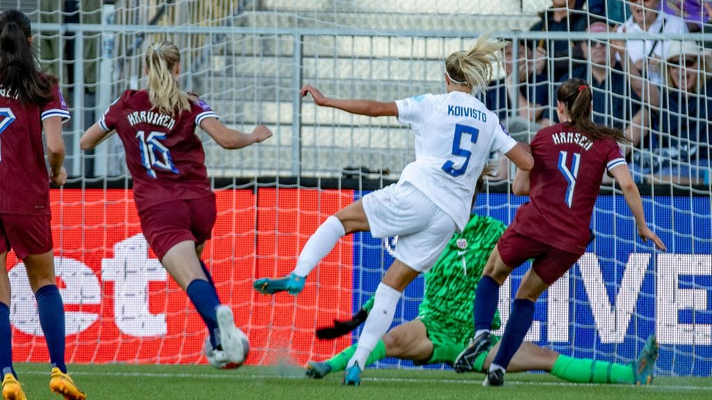 Emma Koivisto oli Helmarien sankari Norjaa vastaan.
