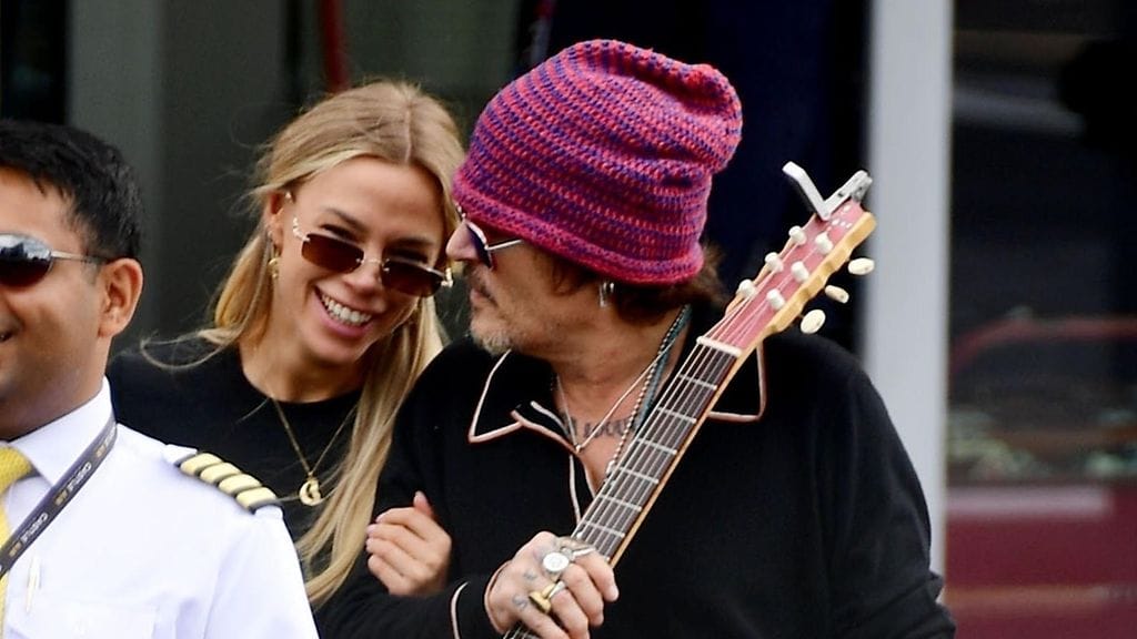 Johnny Depp ja Yulia Vlasova kuvattuina heinäkuussa.