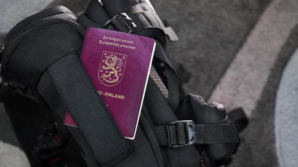 Kymmenen vuoden passi ole vielä saatavilla.