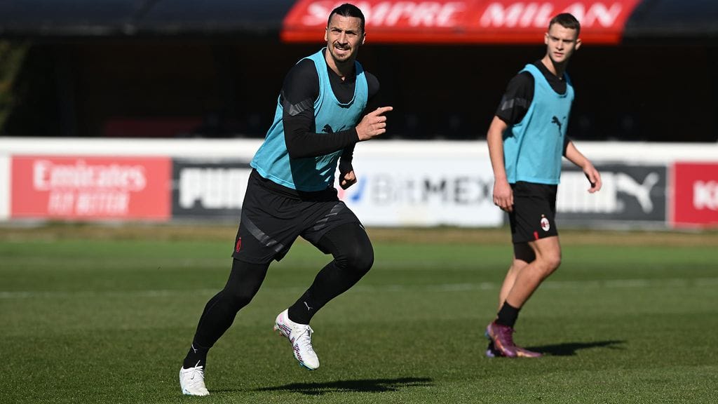 Zlatan Ibrahimovic (vasemmalla) ja hänen poikansa Maximilian Ibrahimovic (oikealla).