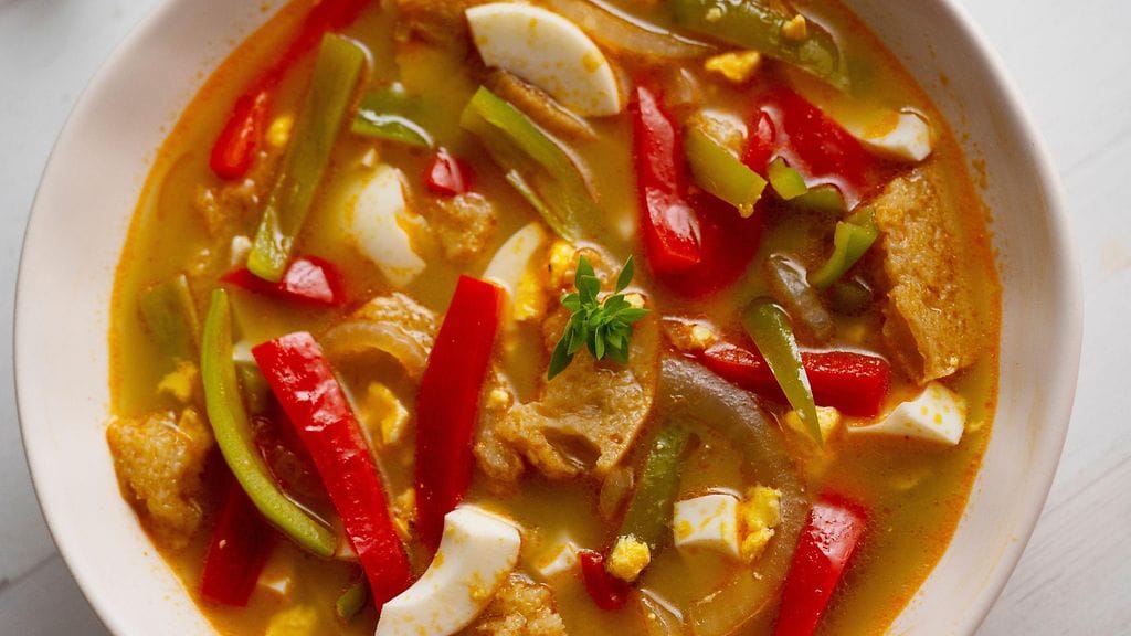 Paprikakeitto on perinteinen espanjalainen ruokalaji.