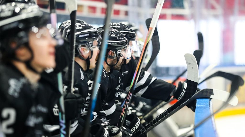 TPS-leirissä jännitellään Emil Hemmingin tilannetta.