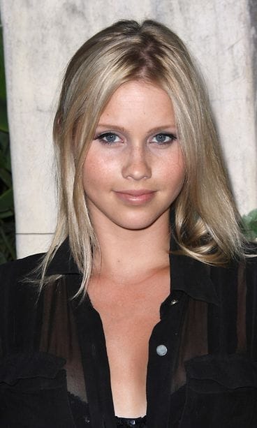 10.1386521l claire holt 2011