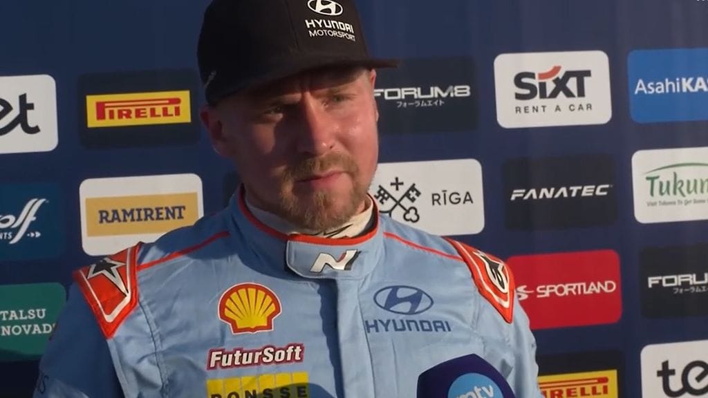 Esapekka Lapin tunnelma vaihtui totaalisesti Latviassa – heitti melkoista vitsiä aiheesta