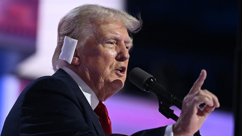 Donald Trump republikaanien puoluekokouksessa, jossa hänet valittiin puolueen presidenttiehdokkaaksi.