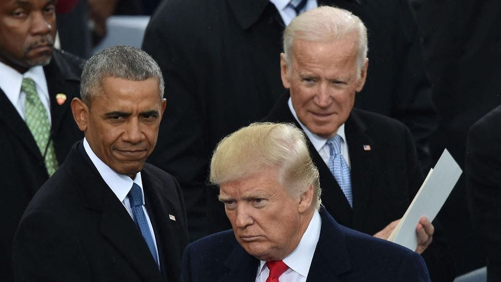 Barack Obama, Joe Biden ja Donald Trump kuvattuna vuonna 2017 Washingtonissa.