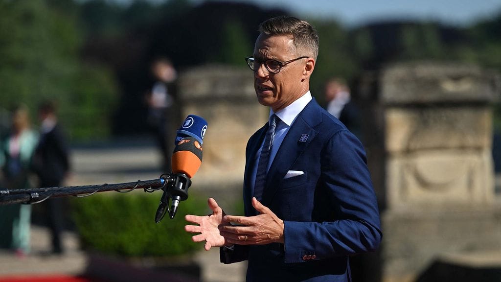 Tasavallan presidentti Alexander Stubb ja matkustaa Pariisin olympialaisiin.