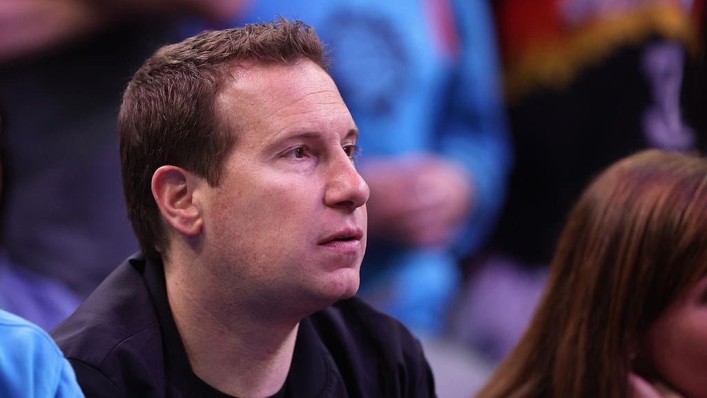 Phoenix Sunsin omistaja Mat Ishbia on tuttu näky NBA-katsomoiden eturiveissä. Nyt mielessä pyörii myös mahdollinen satsaus jääkiekkoon.