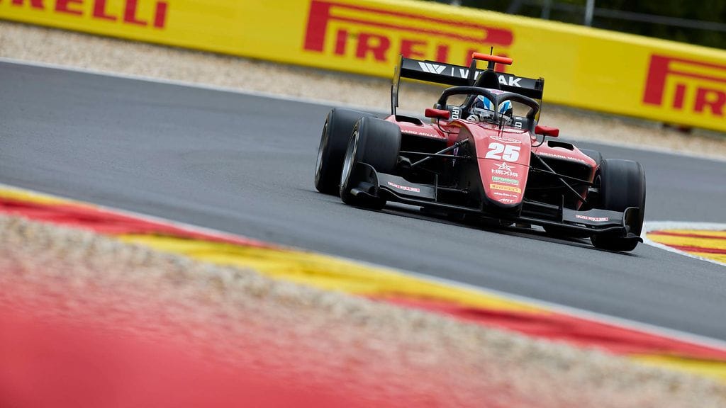 Tuukka Taponen oli 16:s F3-sarjan sprinttikilpailussa.