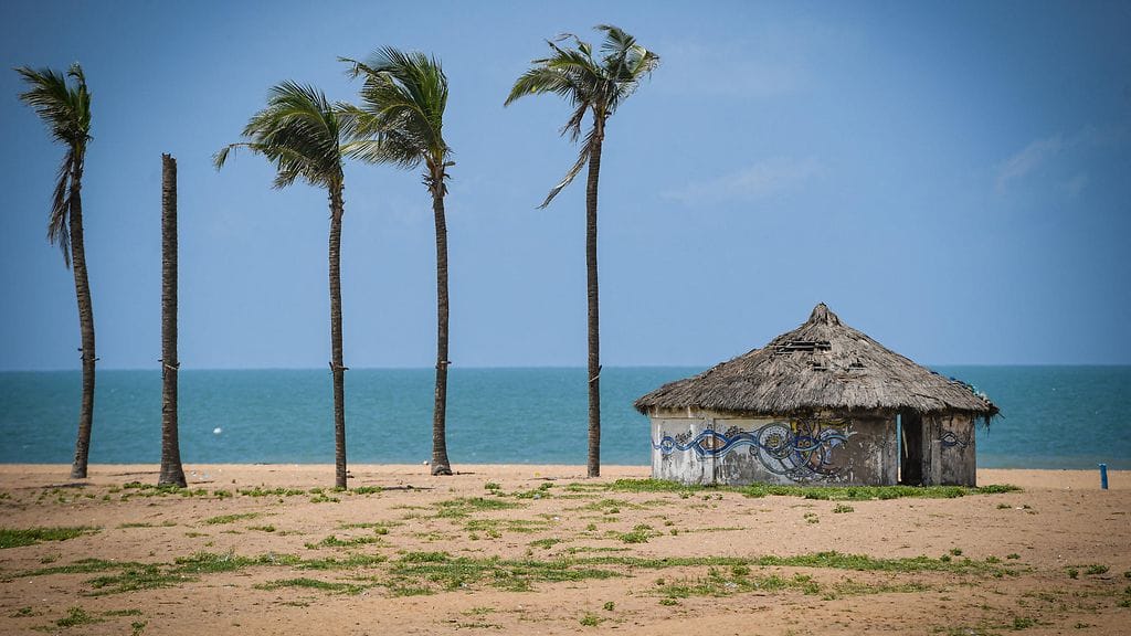 Tammikuussa 2022 Benin lähetti lähes 3  000 sotilasta partioimaan rajojaan torjuakseen hyökkäysten kasvanutta uhkaa.