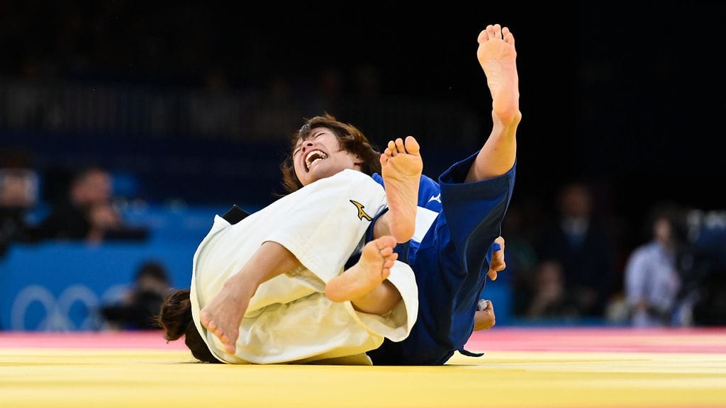 Nyt oli Uta Aben vuoro taipua.