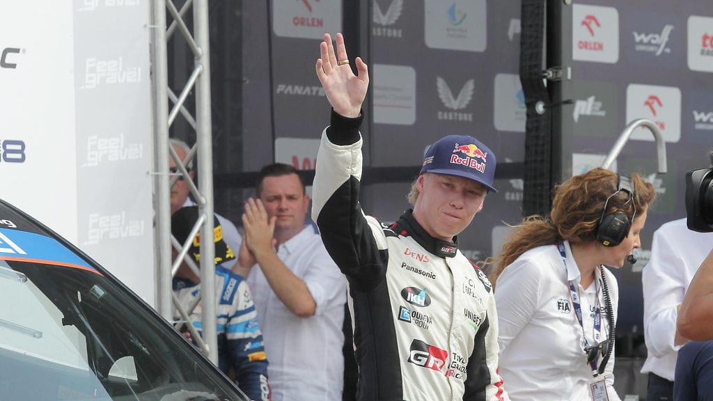 Kalle Rovanperä tietää, miltä tuntuu joutua auraajan asemaan soraralleissa.