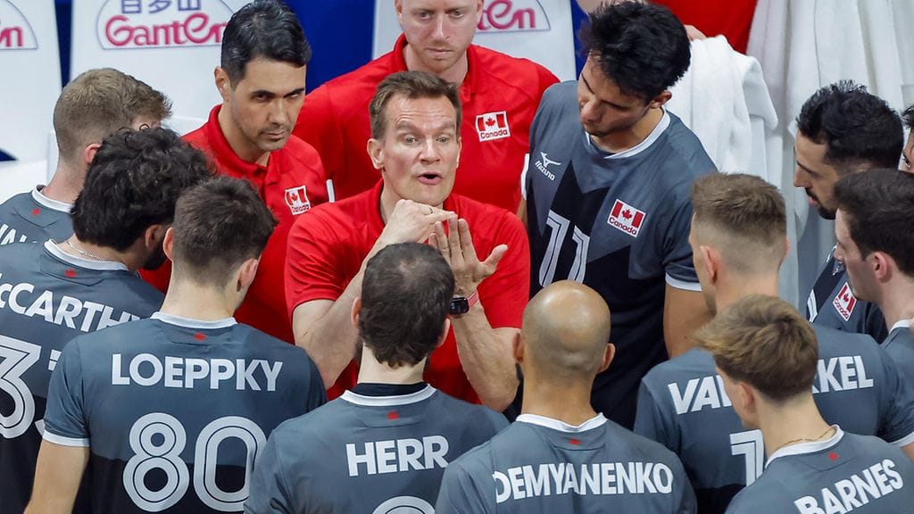 Tuomas Sammelvuo valmensi Kanadan lentopallomiehet upeasti Pariisin olympialaisiin, mutta kisoissa tie on nousemassa pystyyn.