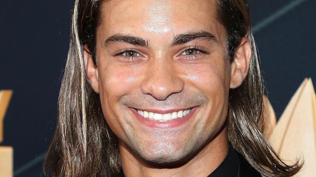 Vihreää Power Rangeria näytellyttä Hector David Junioria syytetään vanhuksen pahoinpitelystä.