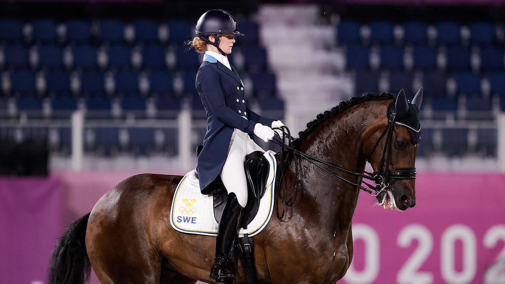 Juliette Ramel ja hänen hevosensa.