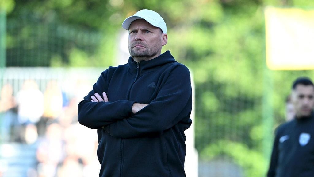 Toni Korkeakunnaksen valmentama HJK kärsi lauantaina odottamattoman tappion.