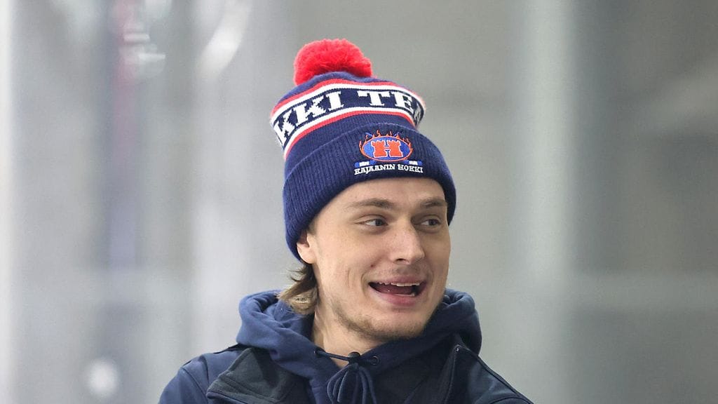 Leevi Selänteen ura jatkuu alasarjassa Ruotsissa.