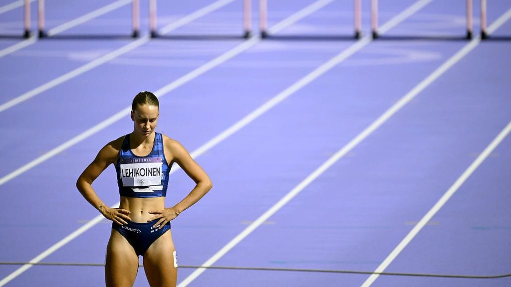 Viivi Lehikoinen jäi kauas parhaastaan Pariisin olympialaisissa.