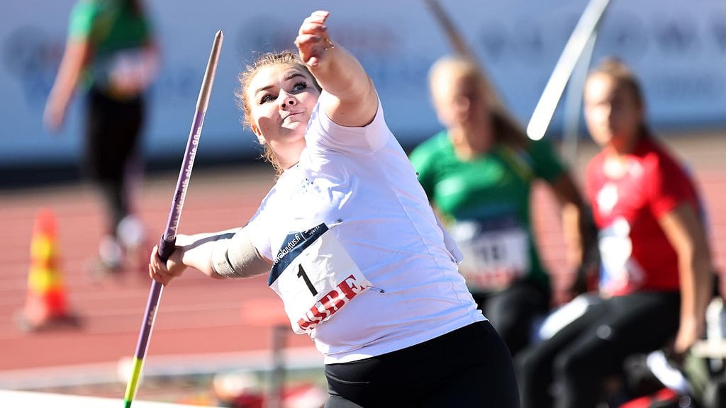 Anni-Linnea Alanen heitti uransa toisen SM-kullan Vaasassa kesäkuun lopussa.