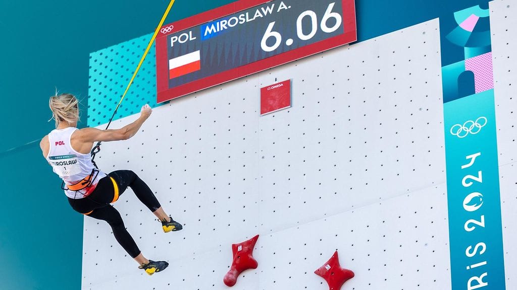 Aleksandra Miroslaw kiipeili kaksi maailmanennätystä 15 minuuttiin.