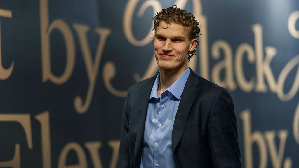 Lauri Markkanen on saamssa jättisopimuksen NBA-joukkue Utahiin.