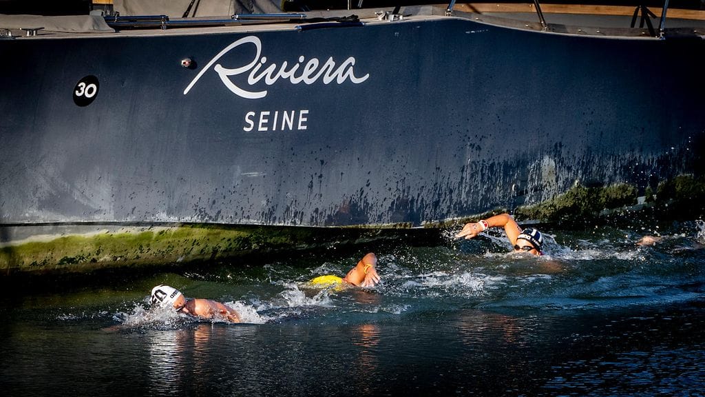 Seine-joessa kisattiin torstaina naisten avovesiuinnin olympiamatka.