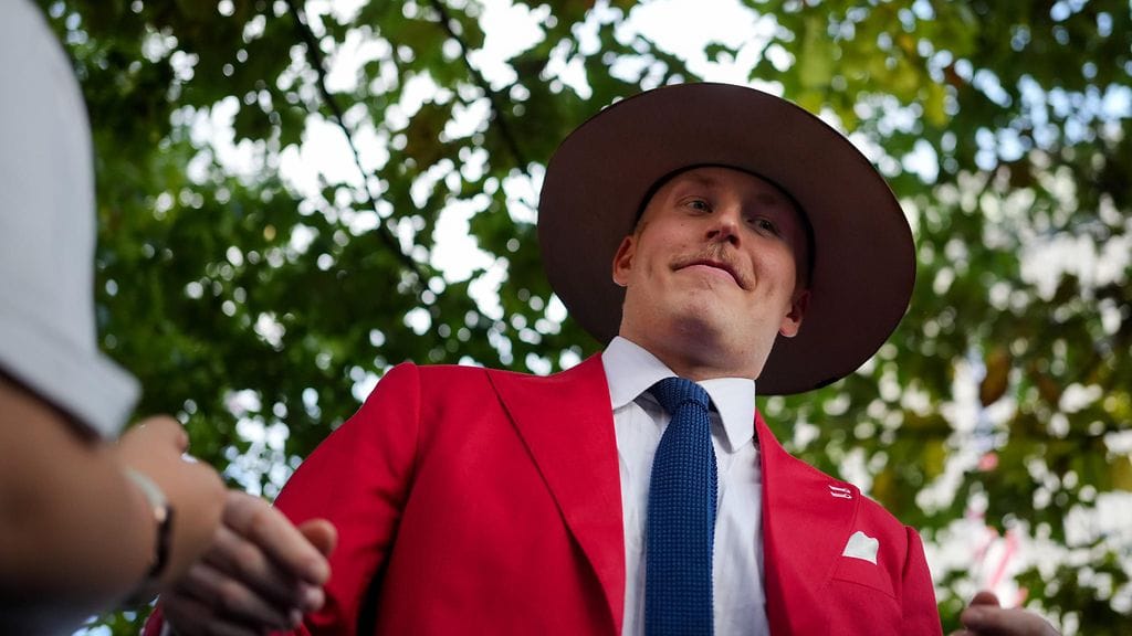 Patrik Laine menee naimisiin vuoden päästä kesäkuussa.