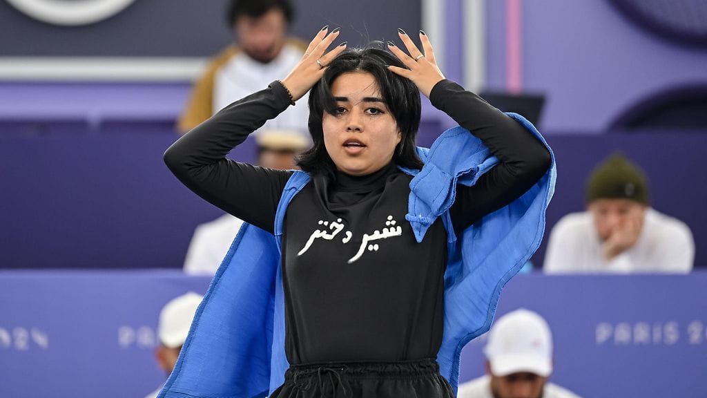 Manizha Talash hylättiin naisten breaktanssissa Pariisin olympialaisissa.