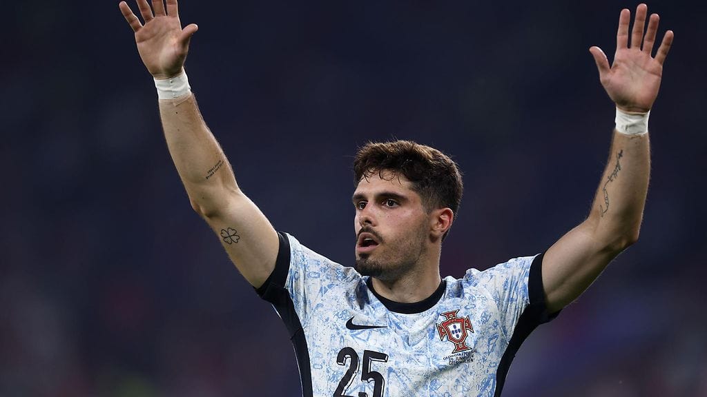 Pedro Neto pelasi kesän EM-kisoissa kolme ottelua.