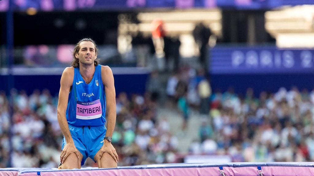 Tuskaisen oloinen Gianmarco Tamberi selvitti vaivoin tiensä loppukilpailuun keskiviikona karsinnasta.