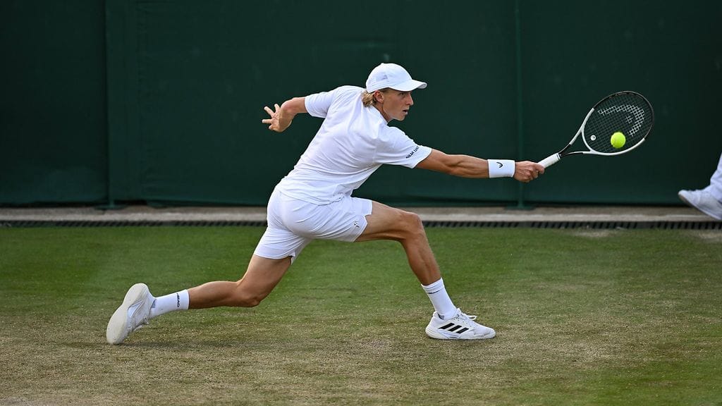 Emil Ruusuvuori palaa kilpailuihin kahden viikon päästä.