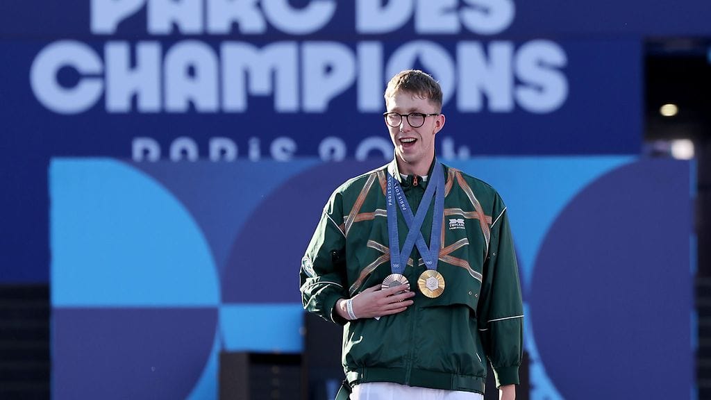 Daniel Wiffen voitti Pariisissa kaksi mitalia.