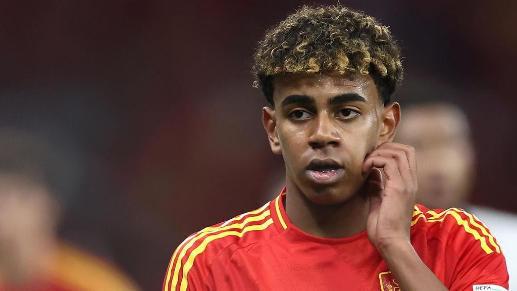 Lamine Yamal pelaa Barcelonassa.