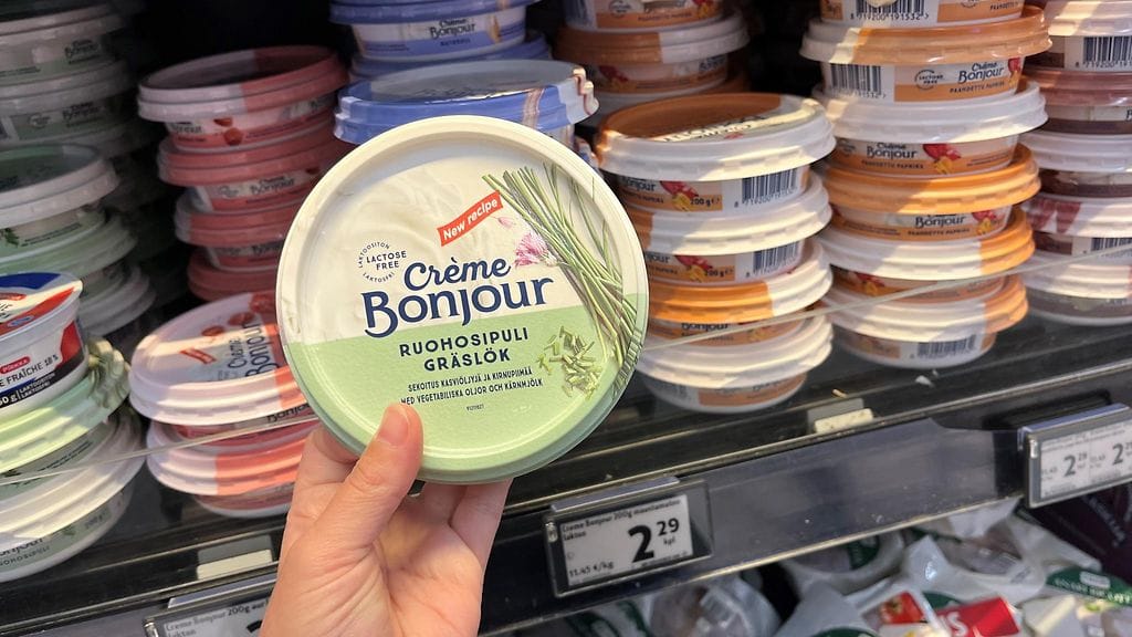 Crème Bonjour -tuotteet uudistettiin, eivätkä kaikki ole tyytyväisiä uuteen reseptiin,