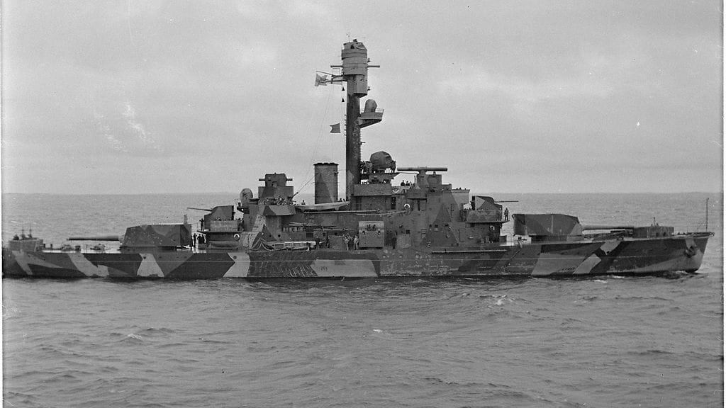 Merivoimien monitoimialus Louhella suoritetut tutkimukset alkoivat maanantaina.