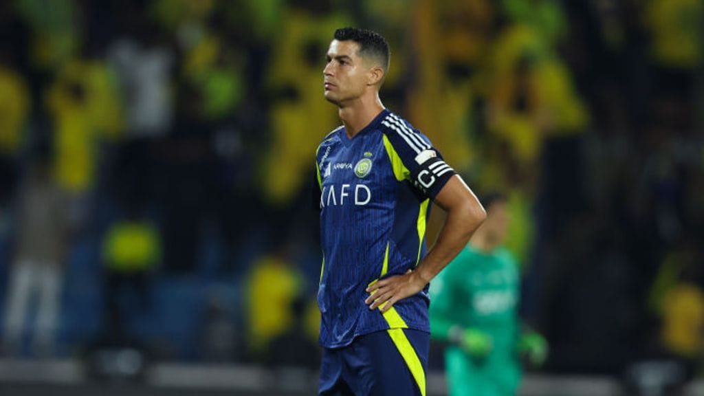 Cristiano Ronaldo joutui maistamaan karvasta tappiota kauden avausottelussa.