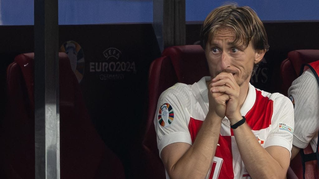 Luka Modric kesän jalkapallon EM-kisoissa Kroatian paidassa.