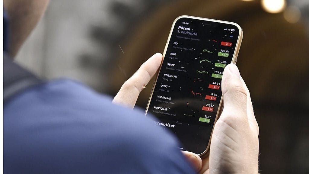 Kyselyn perusteella nuoret sijoittavat ahkerammin kuin koko väestö.