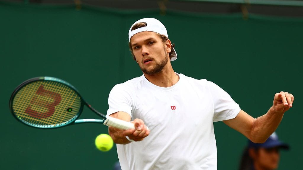 Otto Virtanen on voiton päässä Yhdysvaltain avointen pääsarjapaikasta.