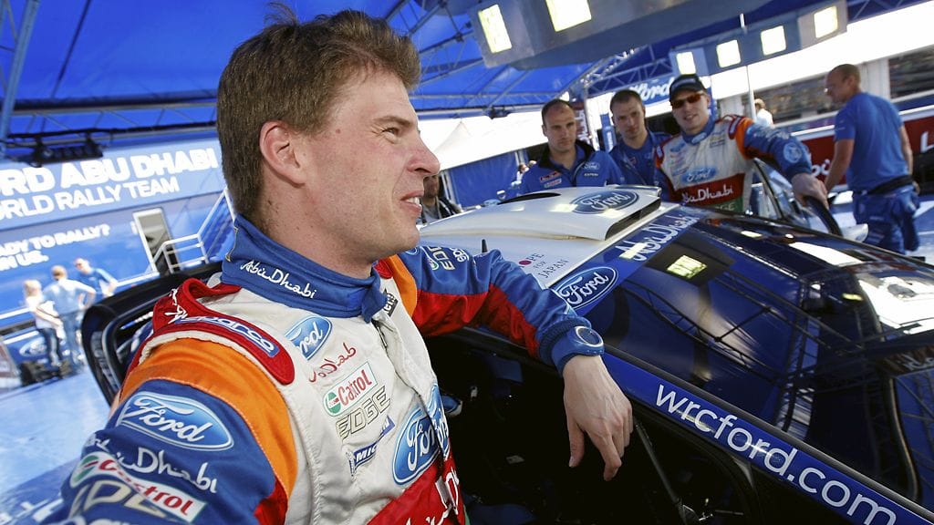 Jari-Matti Latvalan kartanlukija Miikka Anttila.