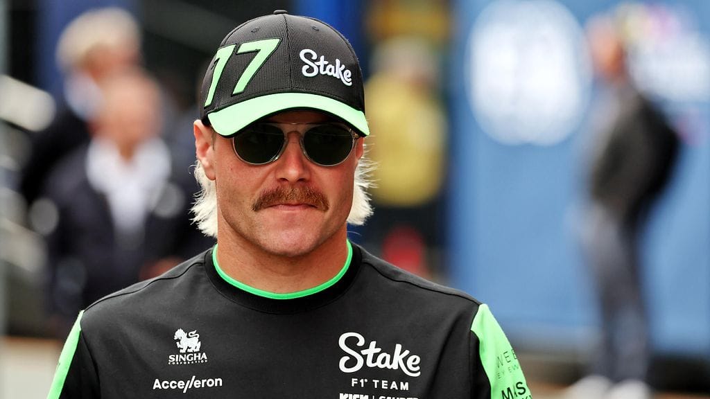 Valtteri Bottas odottaa tietoa F1-uransa jatkosta.