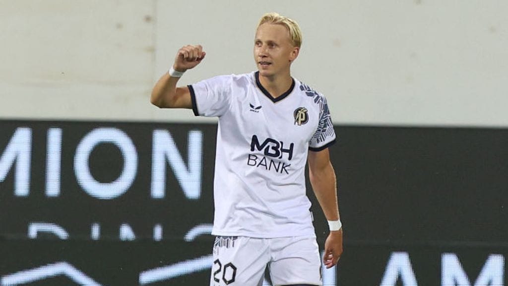 Mikael Soisalo, 26, iski komean maalin Fiorentinan verkkoon.