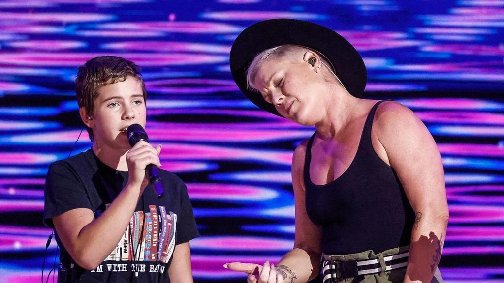 Pink on esiintynyt tyttärensä Willow'n kanssa yhdessä aiemminkin.