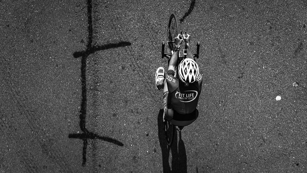 Triathlonkilpailu peruttiin. Kuvituskuva.