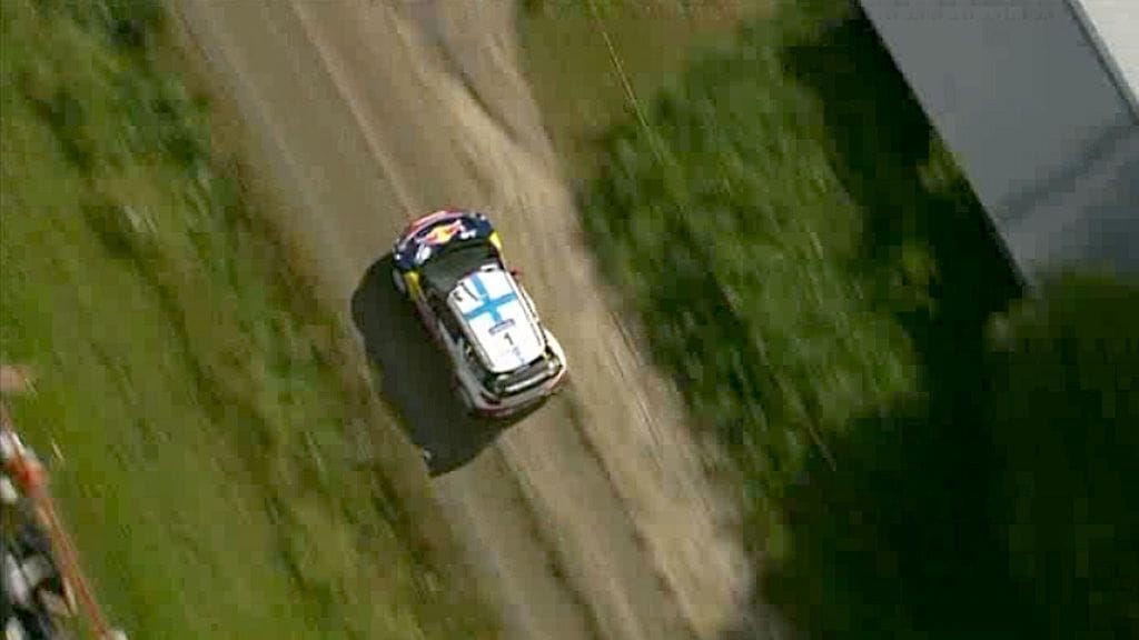 Sebastien Loeb helikopterista kuvattuna.