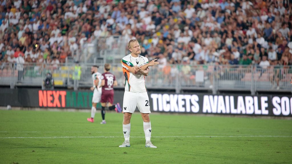 Joel Pohjanpalo harmitteli menetettyä maalipaikkaa Torinoa vastaan.