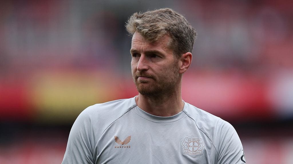 Lukas Hradecky loisti poissaolollaan Leverkusenin maalinsuulta.